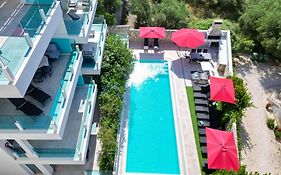 Villa Aqua